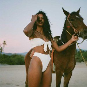 437 Swimwear White Aubrey Bottom NEW Size Small